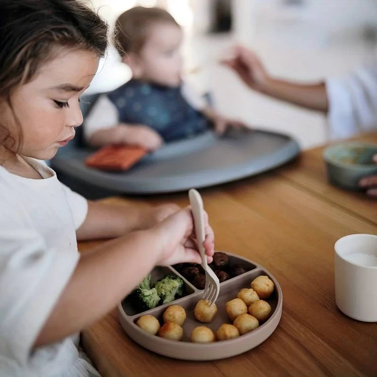 Montessori 8-Piece Baby Feeding Set – Food Grade Silicone Bib, Suction Bowl, Plate and Straw Cup with Wooden Utensils